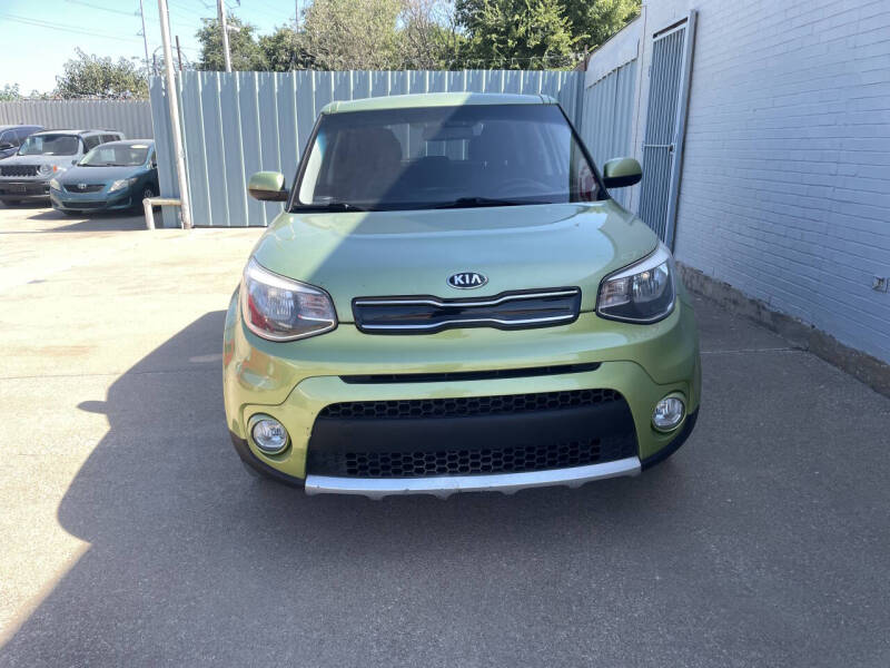 2018 Kia Soul +