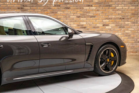 2016 Porsche Panamera
