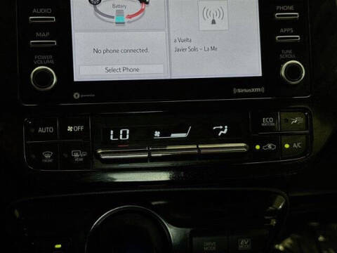 2022 Toyota Prius LE