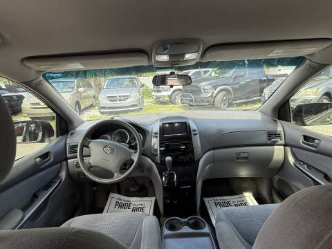 2007 Toyota Sienna CE 7-Passenger