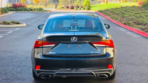 2018 Lexus IS 300