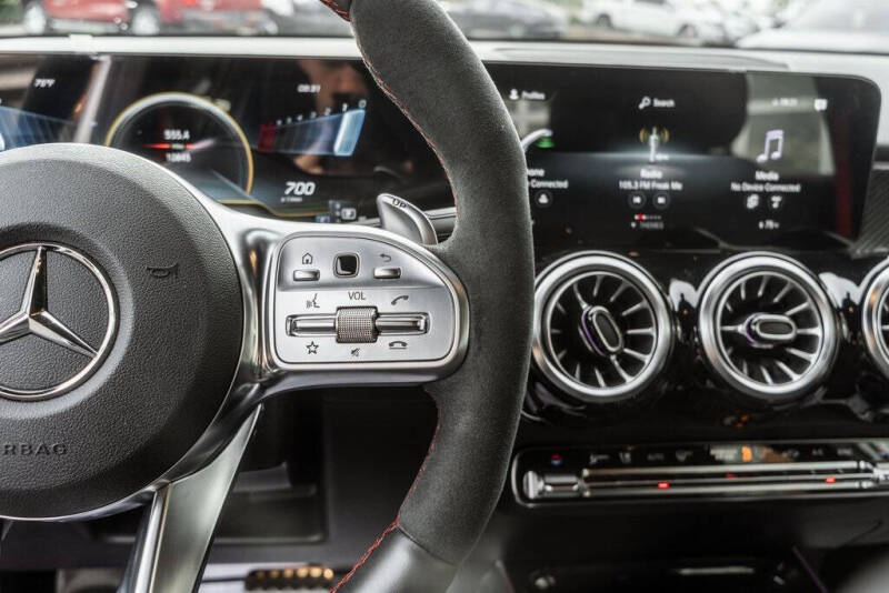 2023 Mercedes-Benz GLB AMG GLB 35