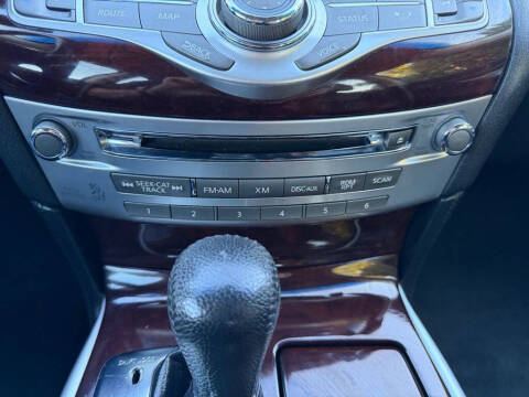 2011 Infiniti M37