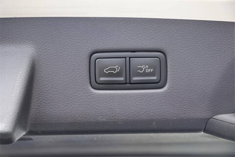 2024 Kia Carnival SX