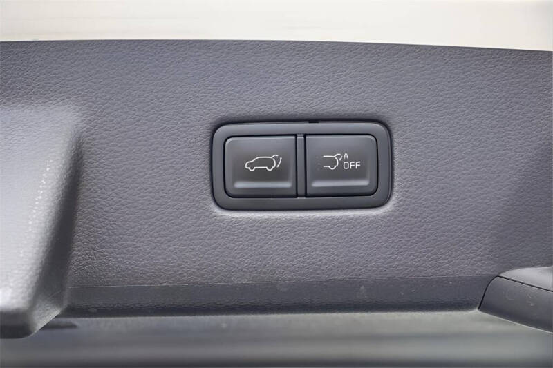 2024 Kia Carnival SX