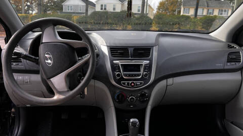 2015 Hyundai Accent GS