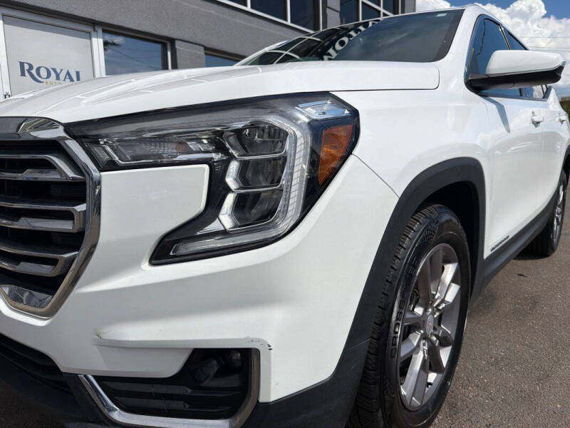 2024 GMC Terrain SLT