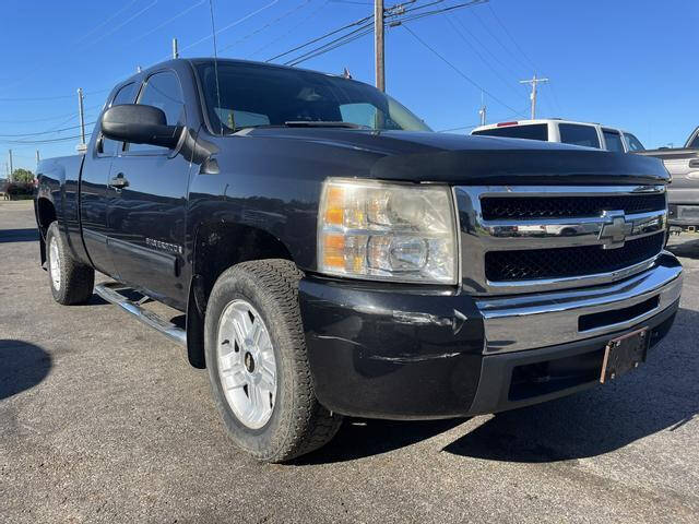 2009 Chevrolet Silverado 1500 for sale at Instant Auto Sales in Chillicothe OH