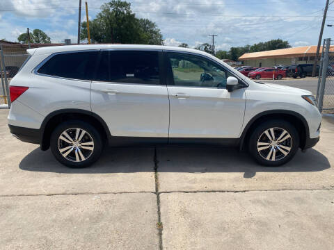 2017 Honda Pilot for sale at Bobby Lafleur Auto Sales in Lake Charles LA