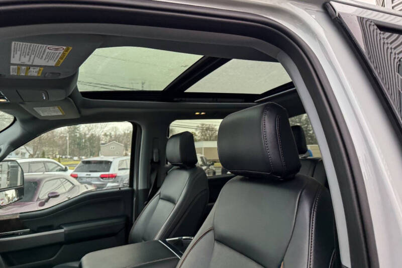 2025 Ford F-450 Super Duty Lariat