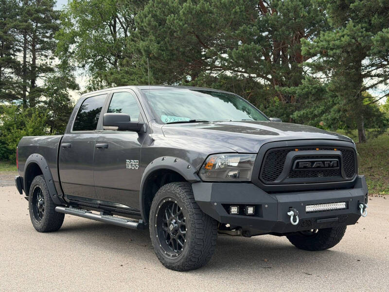 2017 RAM 1500 SLT