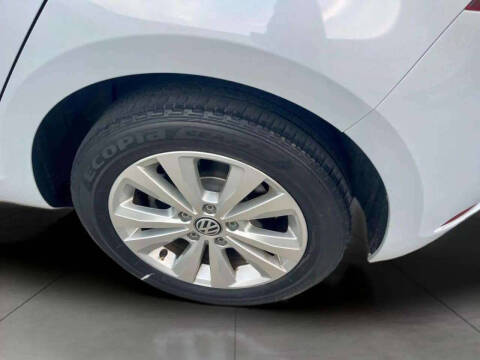 2021 Volkswagen Golf TSI