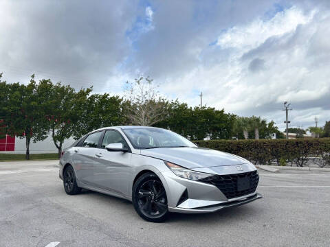 2021 Hyundai Elantra for sale at HIGH PERFORMANCE MOTORS in Hollywood FL