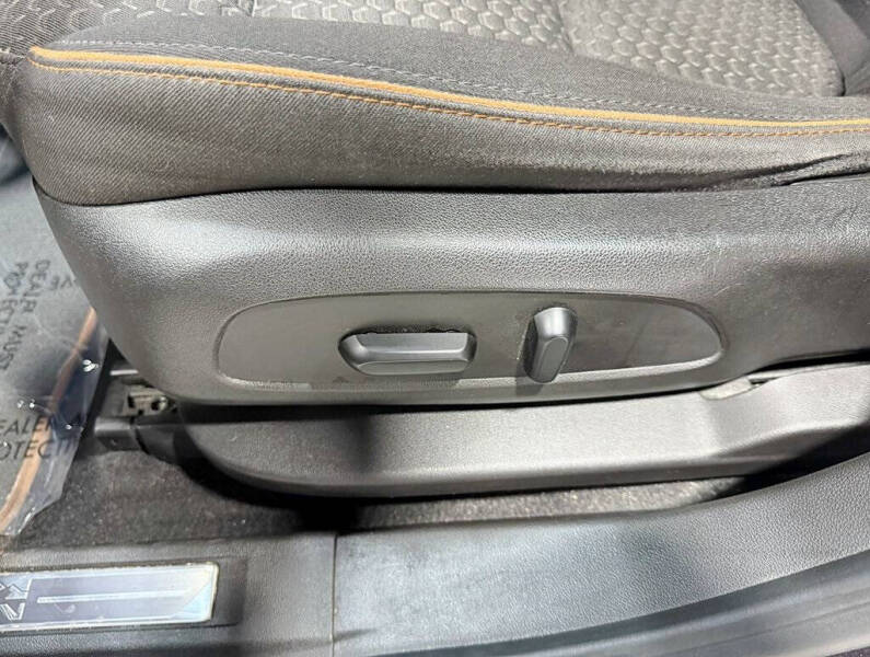 2017 GMC Acadia SLE-2