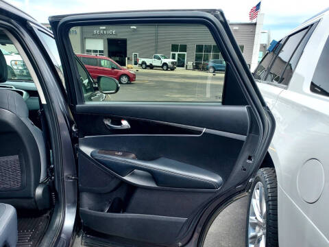 2017 Kia Sorento LX