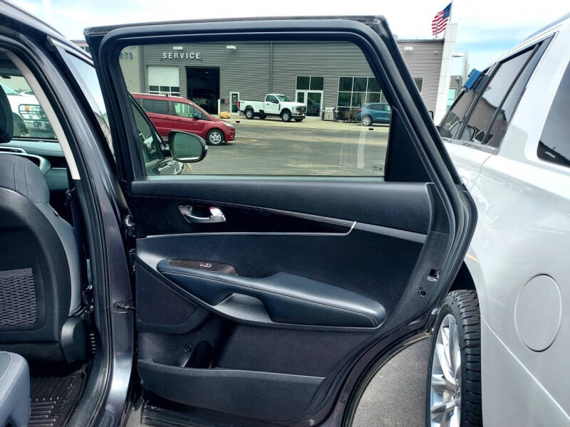 2017 Kia Sorento LX