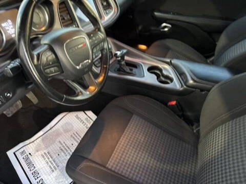 2023 Dodge Challenger SXT