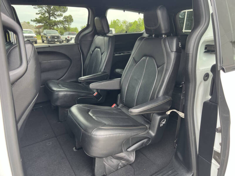 2019 Chrysler Pacifica Touring L