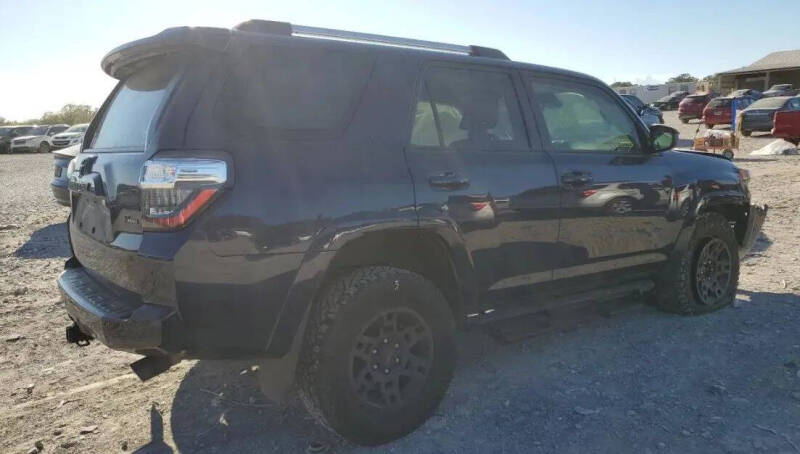 2024 Toyota 4Runner SR5