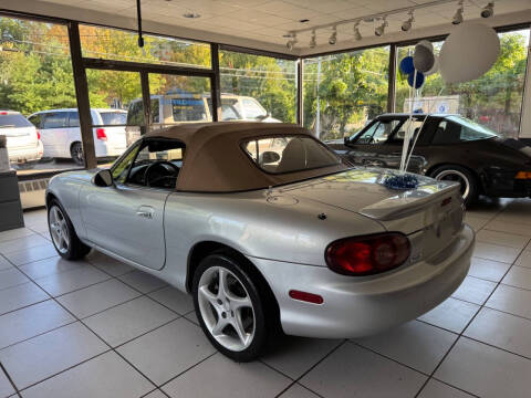 2001 Mazda MX-5 Miata LS