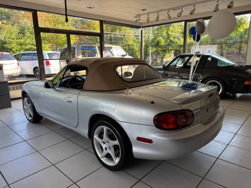 2001 Mazda MX-5 Miata LS