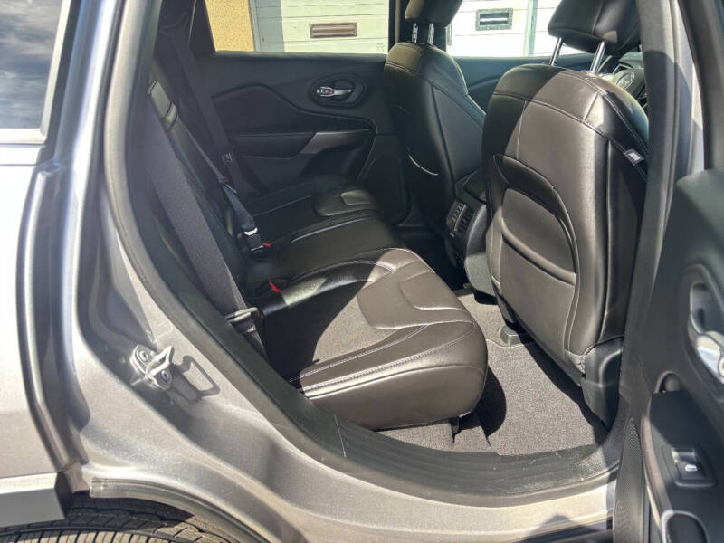 2019 Jeep Cherokee Latitude Plus