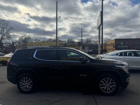 2017 GMC Acadia SLE-2