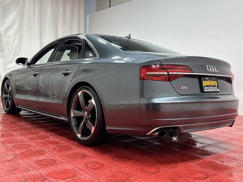 2015 Audi S8 4.0T quattro