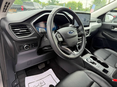 2024 Ford Escape Platinum