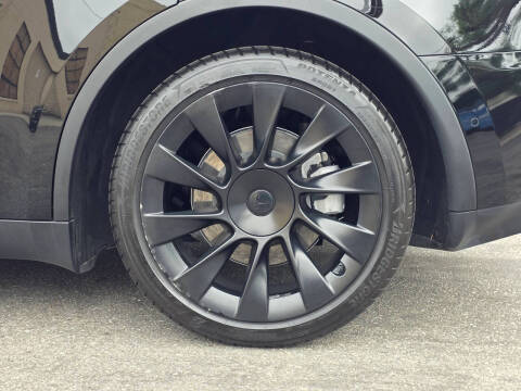 2022 Tesla Model Y Long Range