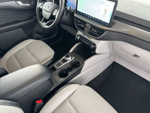 2025 Ford Escape Plug-In Hybrid PHEV