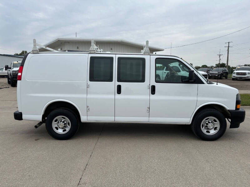 2021 Chevrolet Express 2500