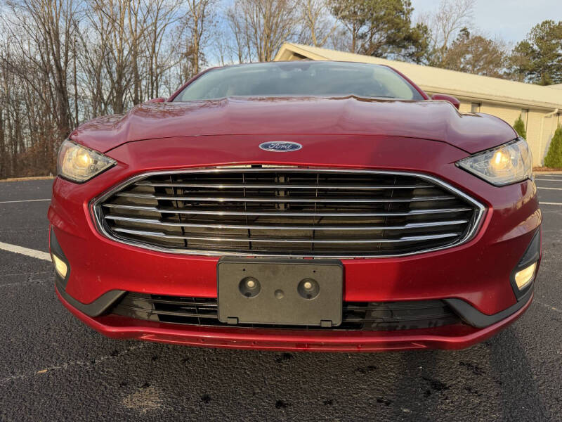 2020 Ford Fusion SE