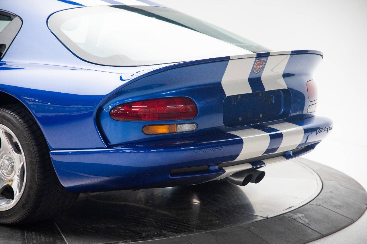 1997 Dodge Viper 10