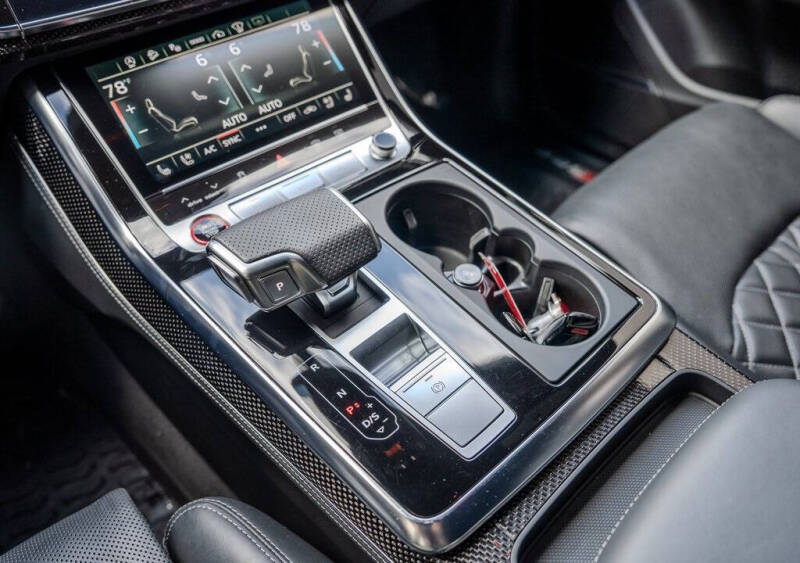 2023 Audi SQ8 4.0T quattro Prestige