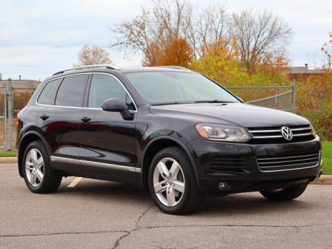 2012 Volkswagen Touareg for sale at NeoClassics in Willoughby OH