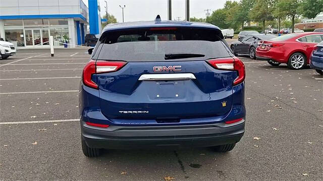 2022 GMC Terrain SLE