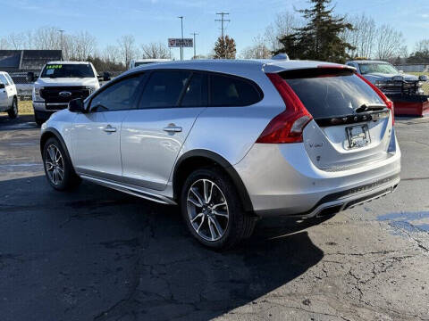 2015 Volvo V60 Cross Country T5