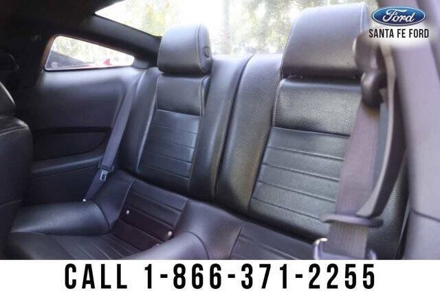 2011 Ford Mustang V6 Premium