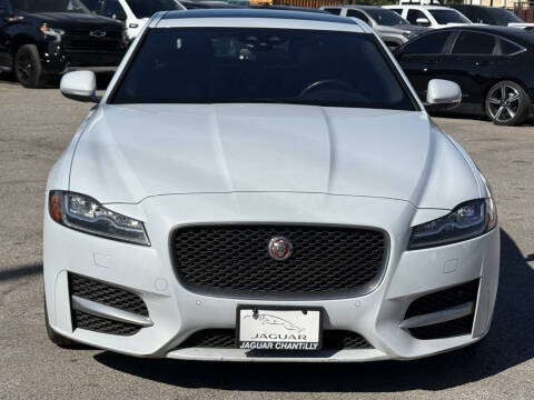 2016 Jaguar XF R-Sport