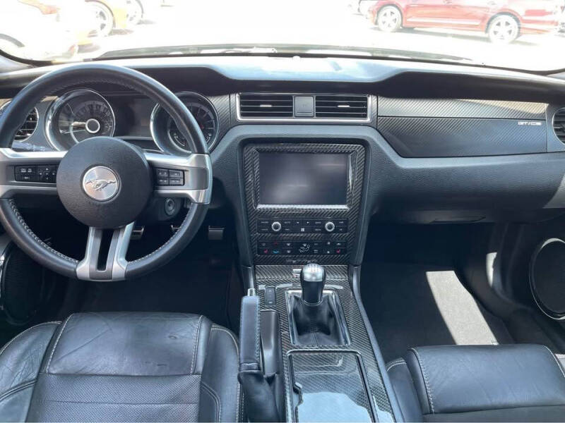 2013 Ford Mustang GT Premium