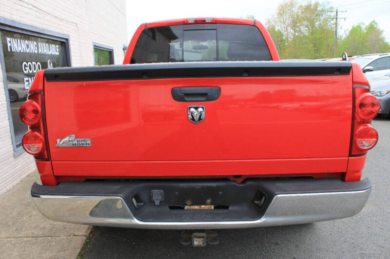 2008 Dodge Ram 1500 Pickup SLT photo 8