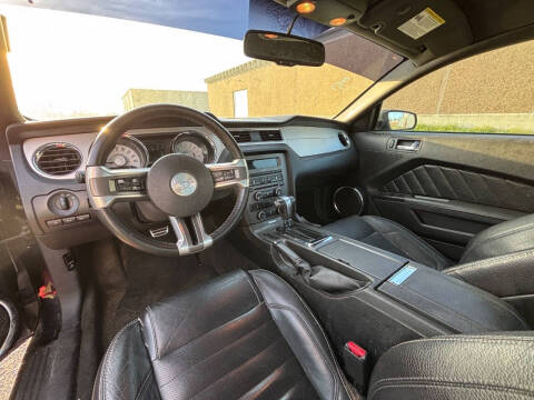 2012 Ford Mustang V6 Premium
