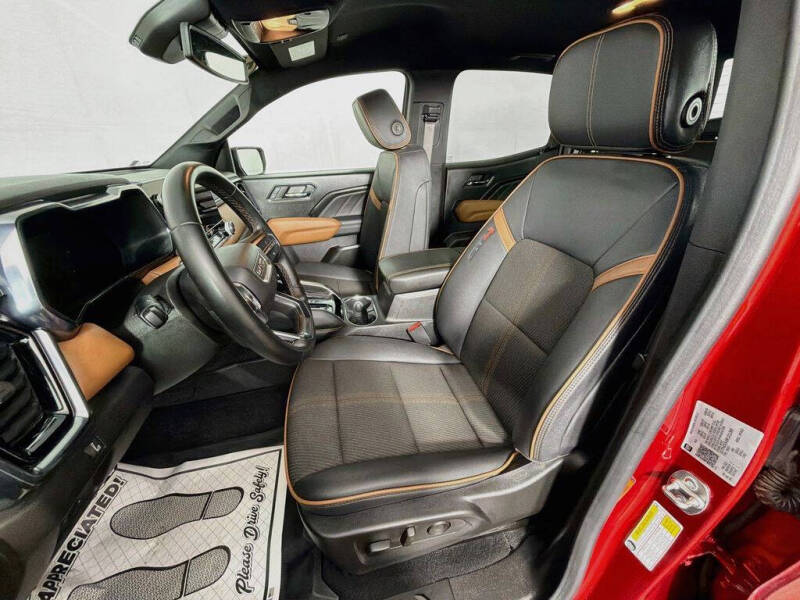 2024 GMC Canyon AT4