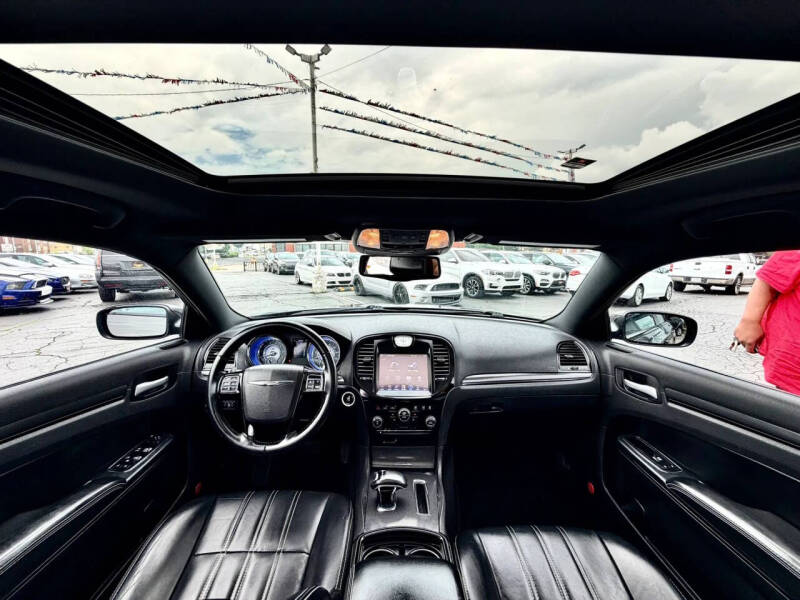 2014 Chrysler 300 S
