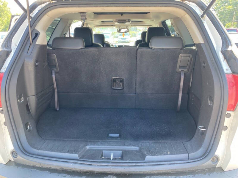 2011 Chevrolet Traverse LT