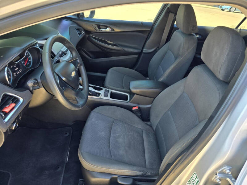 2018 Chevrolet Cruze LS Auto