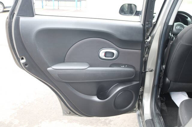 2017 Kia Soul +