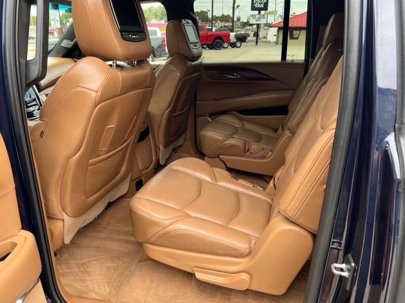 2017 Cadillac Escalade ESV Platinum