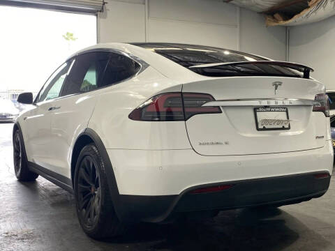 2016 Tesla Model X 90D
